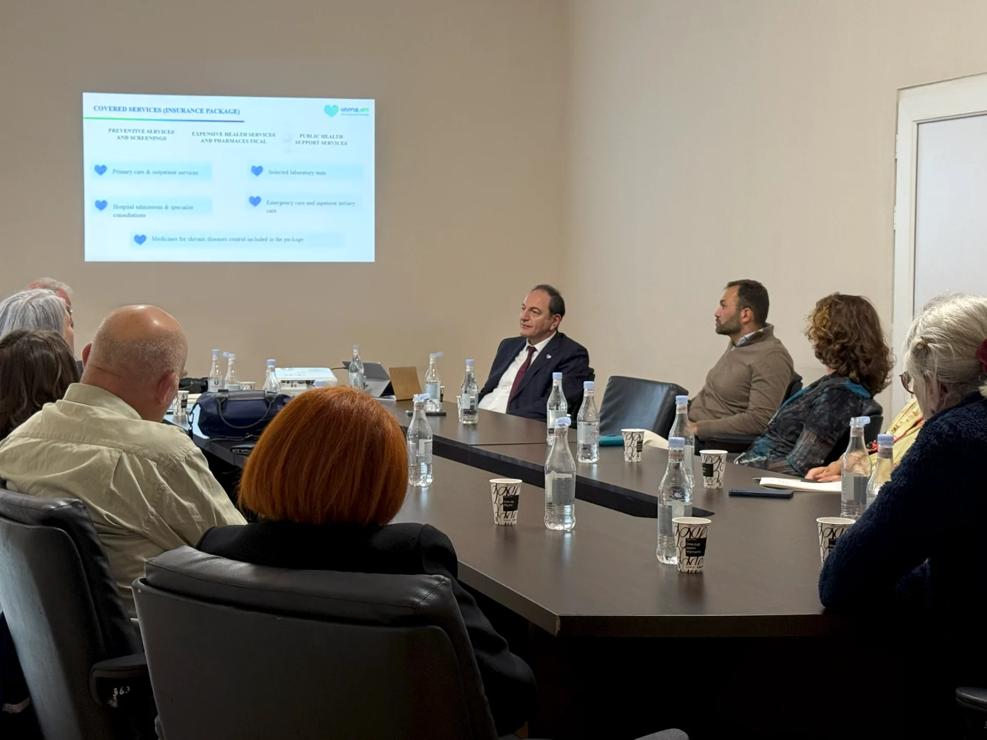 Առողջության համընդհանուր ապահովագրության հիմնադրամում տեղի է ունեցել փորձի փոխանակման հանդիպում Նիդերլանդների պատվիրակության հետ